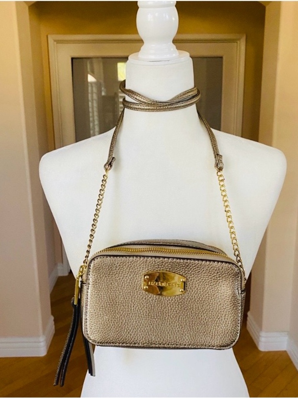 Liz Claiborne Gold Textured Crossbody Bag